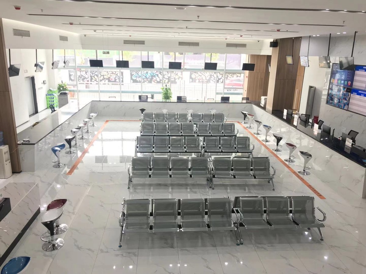 停车场无人值守扫码,停车场无人值守全托管运营