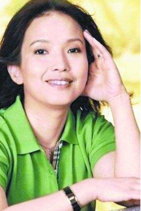 吕丽萍二婚丈夫照片,吕丽萍前后有三任丈夫