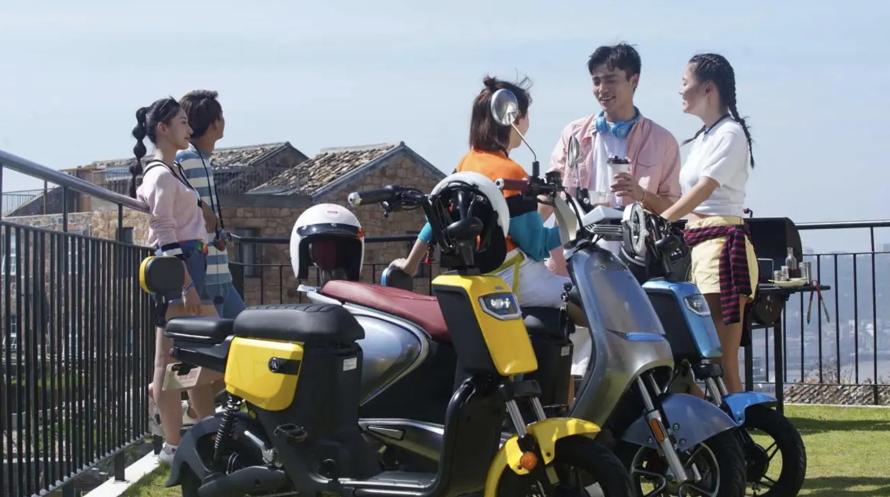 绿驹小刀雅迪爱玛哪个好什么价格,雅迪电动车和爱玛小刀质量哪个好