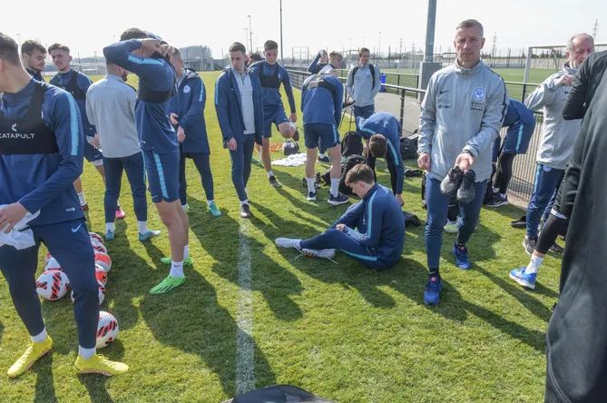 欧洲杯预选赛冰岛vs斯洛伐克,欧洲杯预选赛冰岛队vs波黑队