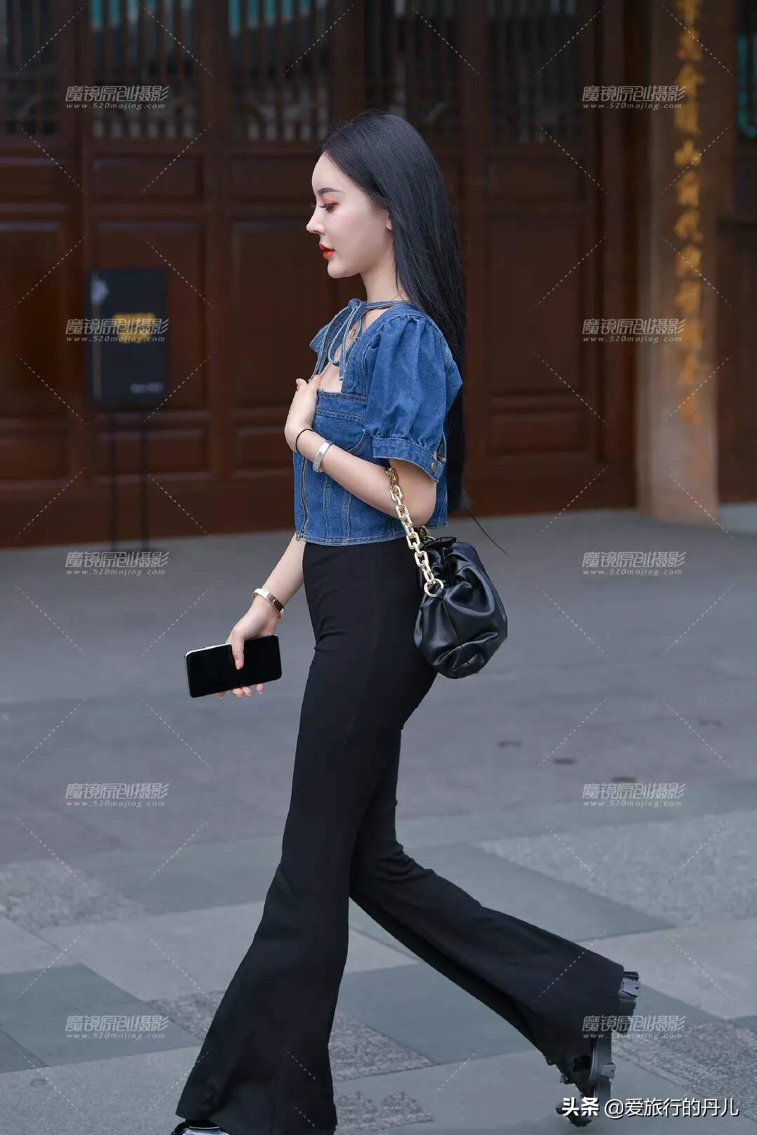 复古衬衫搭配黑色喇叭裤,牛仔裤复古衬衫搭配图片