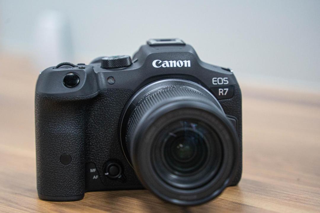 佳能eosr7有哪些镜头,佳能发布eosr7微单什么卡口