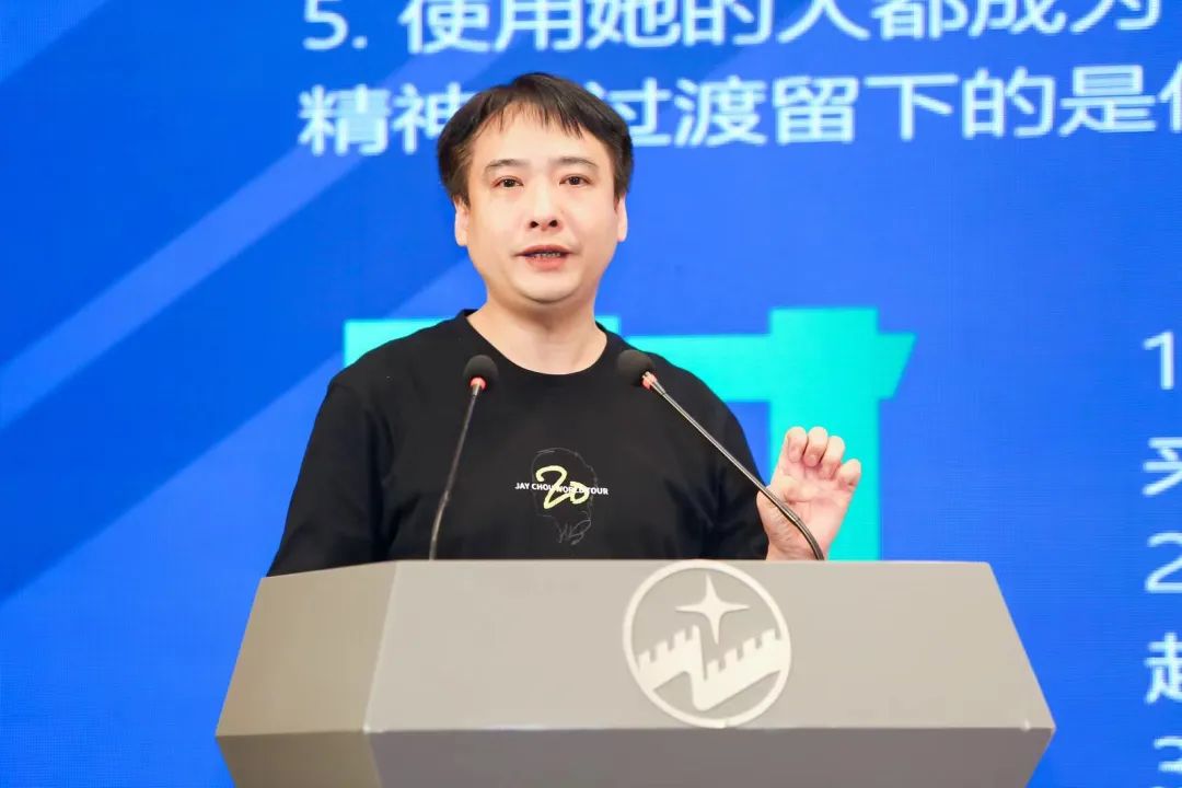 中国品牌发展高峰论坛方案,中国首届产业发展高峰论坛