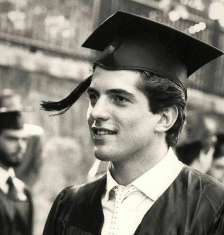 美国总统肯尼迪妻子图片,肯尼迪夫人杰奎琳嫁给船王