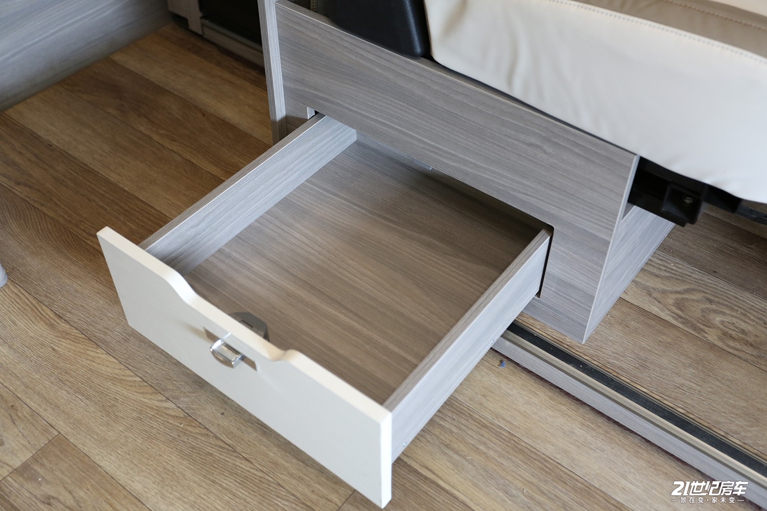 太快了！高压快充2.5小时充满10度电！隆翠C620这么猛？