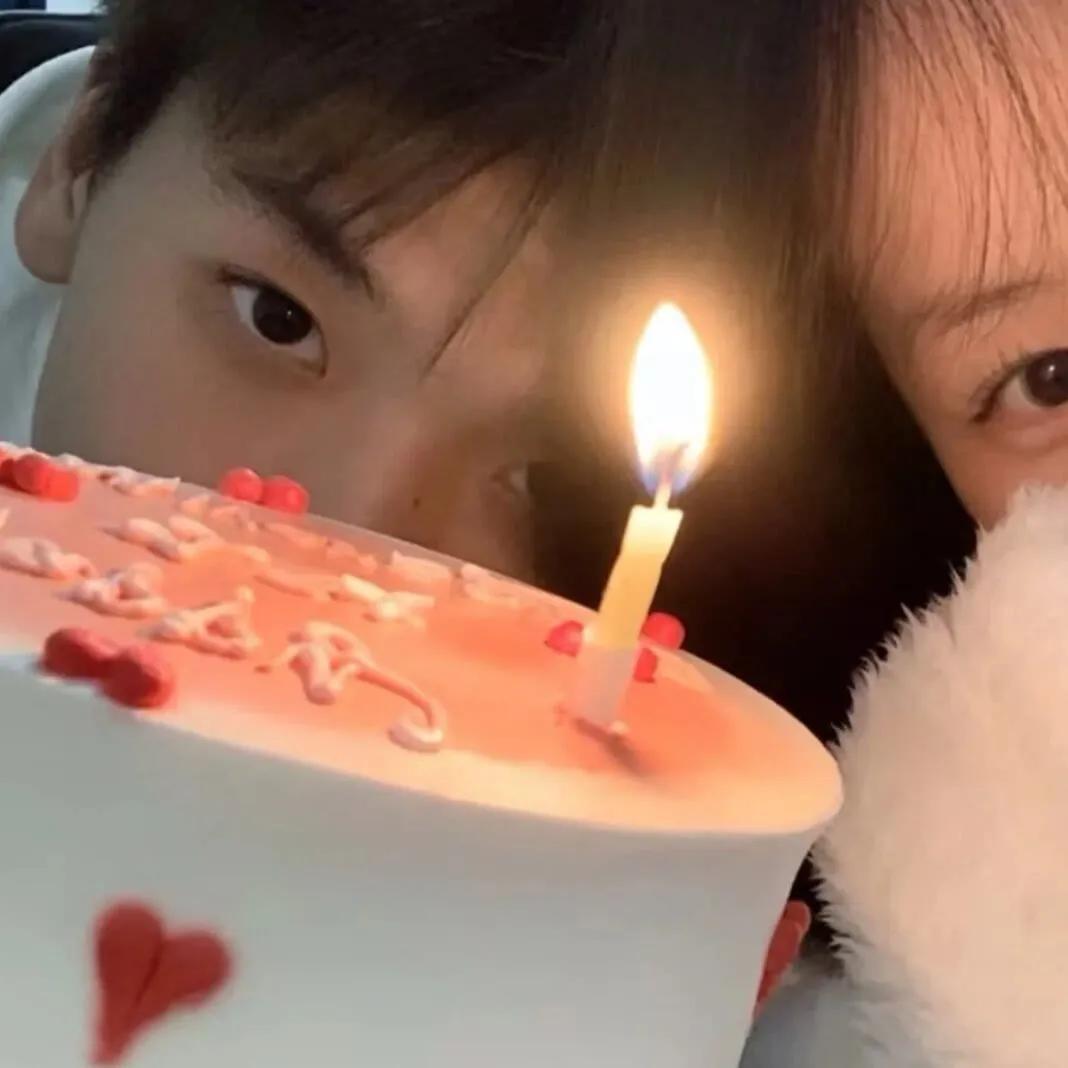 情侣背景图片一男一女带字,情侣套图背景图