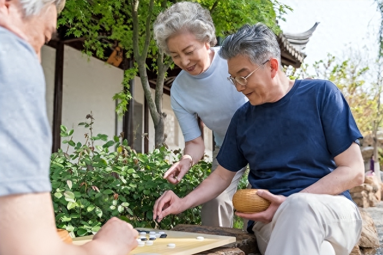 大学毕业月入7500,大学毕业后工资几千被父母看不起