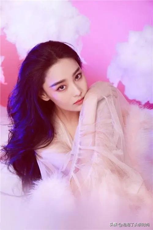 女明星妆后对比照,女明星妆前后效果对照表