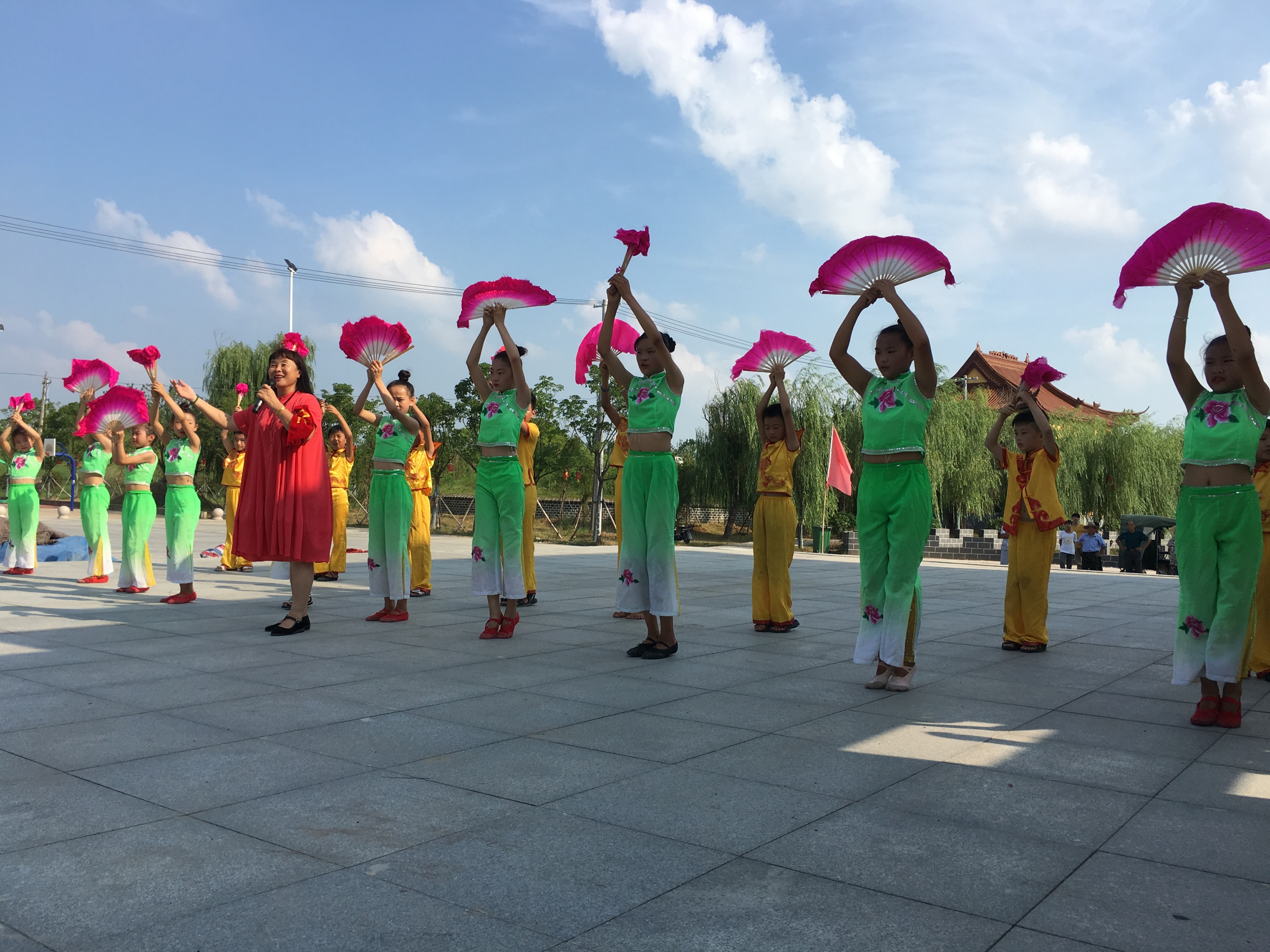 怀远县常坟镇：遇春花鼓，赋能乡村文化振兴