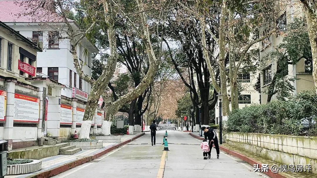 贵州医科大学整体搬迁至贵安马场,贵州医科大搬迁贵安新区马场