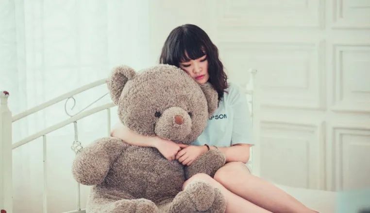 青春期的孩子厌学也应该读什么书,青春期厌学有好了的孩子吗