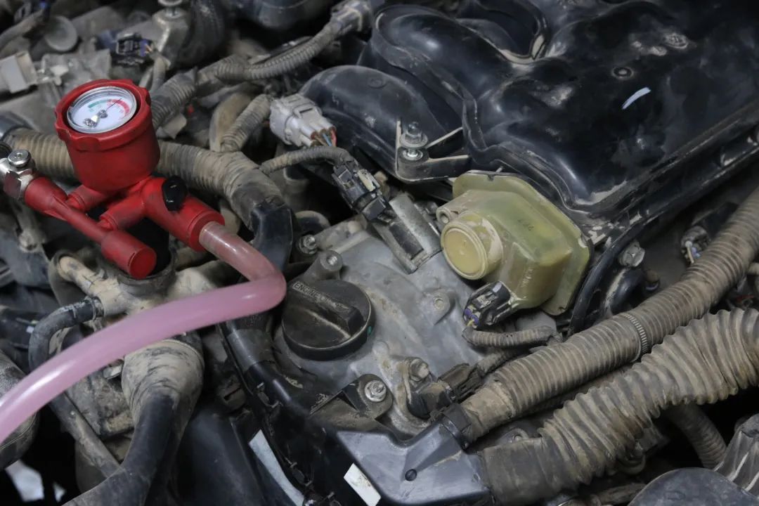 老爷子12代皇冠,12代丰田皇冠翻新改造全过程