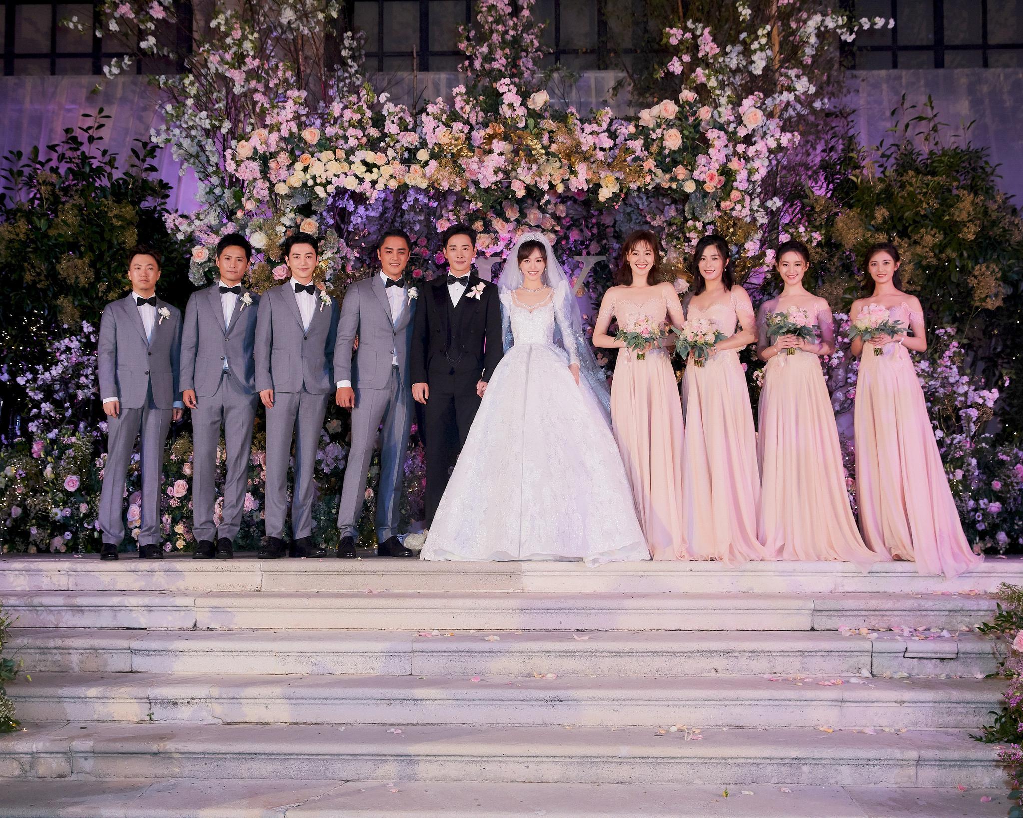 唐嫣用万元手机壳引巨大争议,唐嫣用4万块钱买一个手机壳