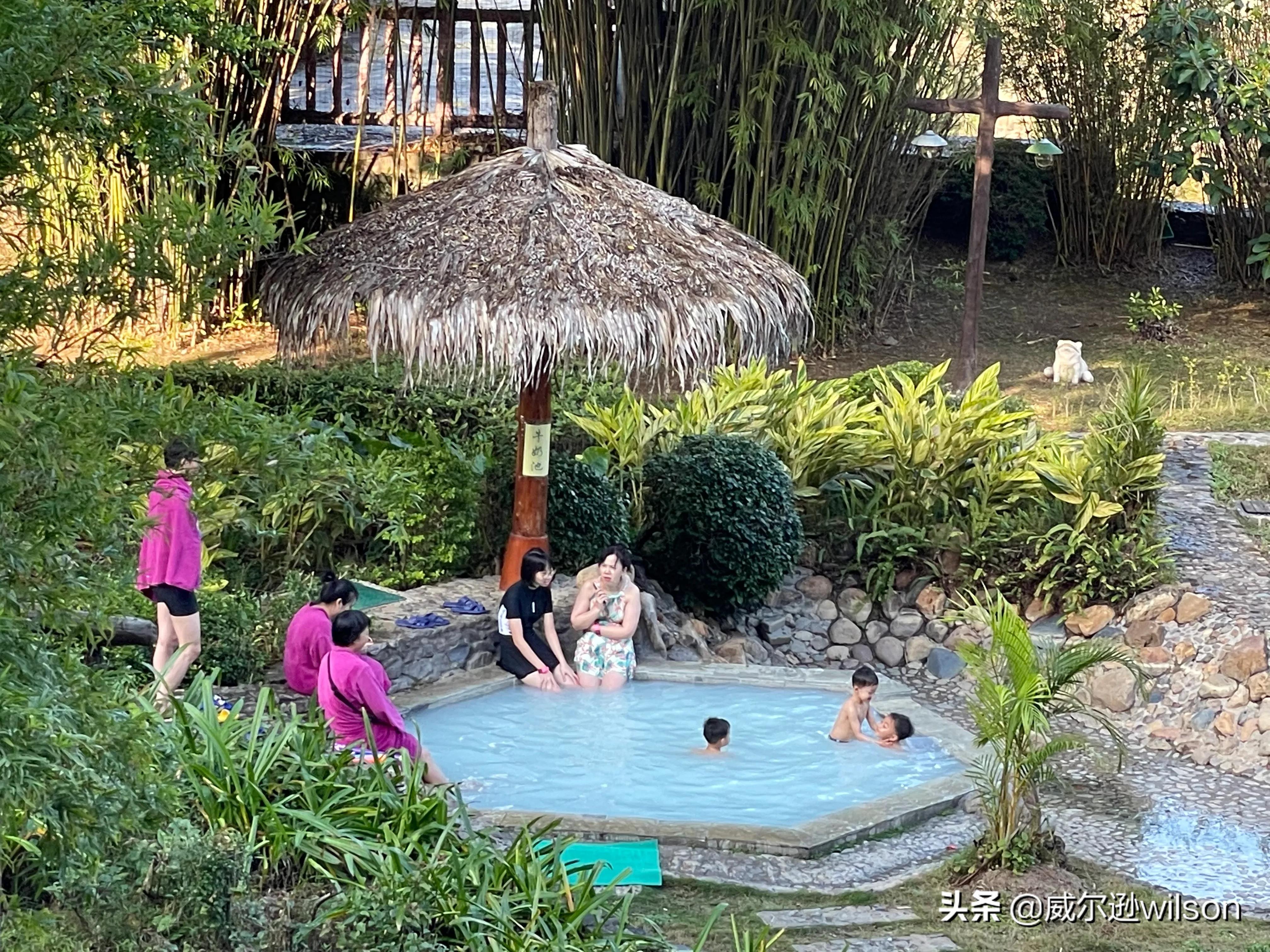 河源市御临门温泉度假村,广东河源出名的硫磺温泉