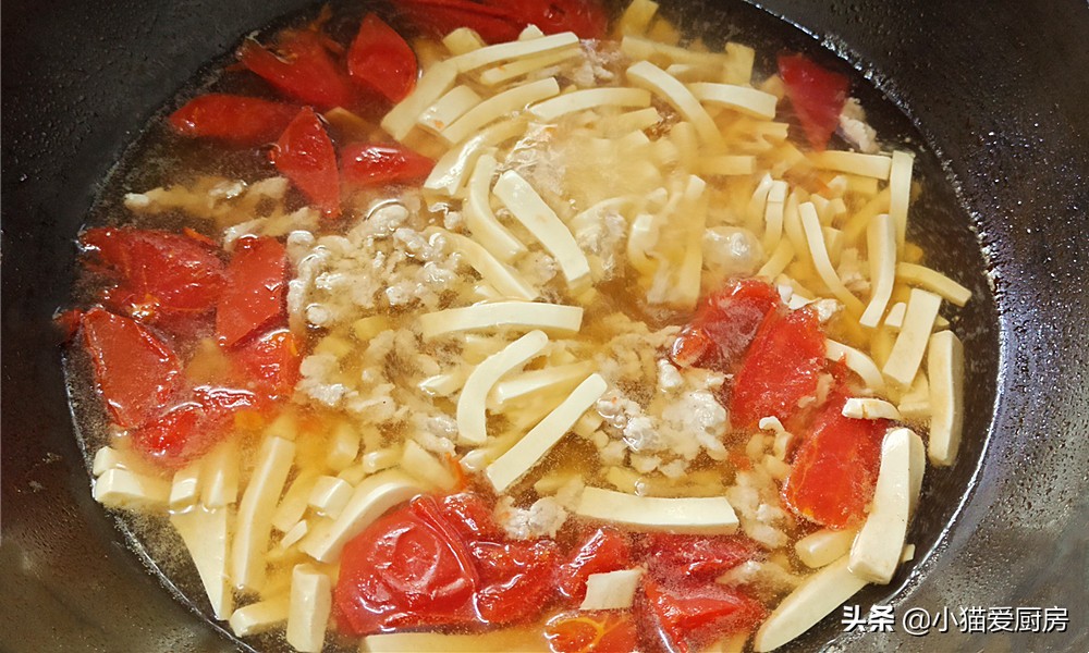 粉皮豆腐肉丝怎样烧最对老人胃口,西红柿豆腐豆芽肉丝汤做法大全