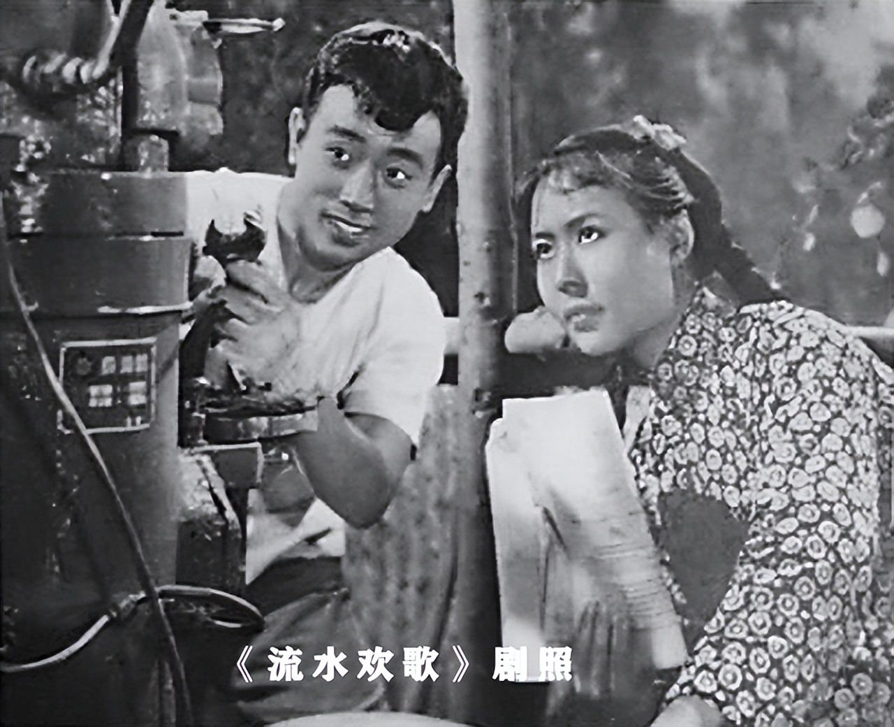 吴彦姝优雅美照,吴彦姝84岁优雅走红毯视频爆棚