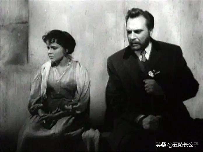 五部史诗级别的世界文学名著,世界讽刺现实主义名著