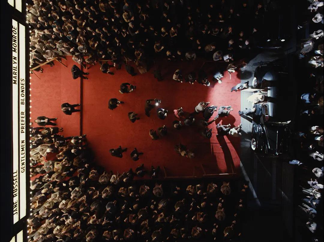 《金发梦露》把最美的梦露撕碎给你看