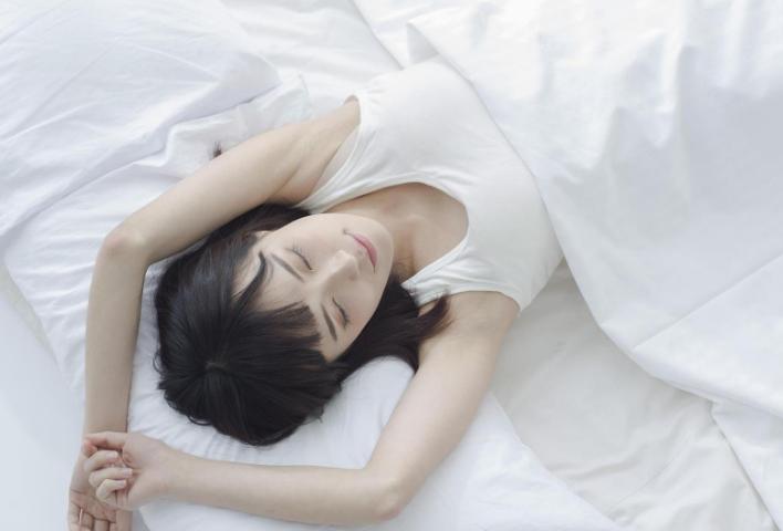 长期裸睡的人，最终会怎样？试一试可能收获几大好处！