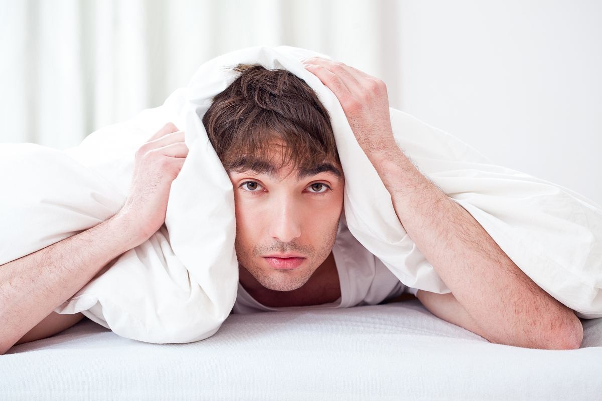 老人睡觉起得迟是好事吗,老人睡得晚起得早有什么危害吗