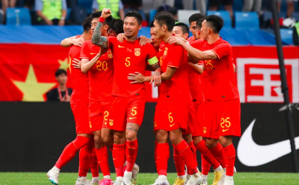 武磊vs林良铭,国足首发武磊艾克森领衔最强