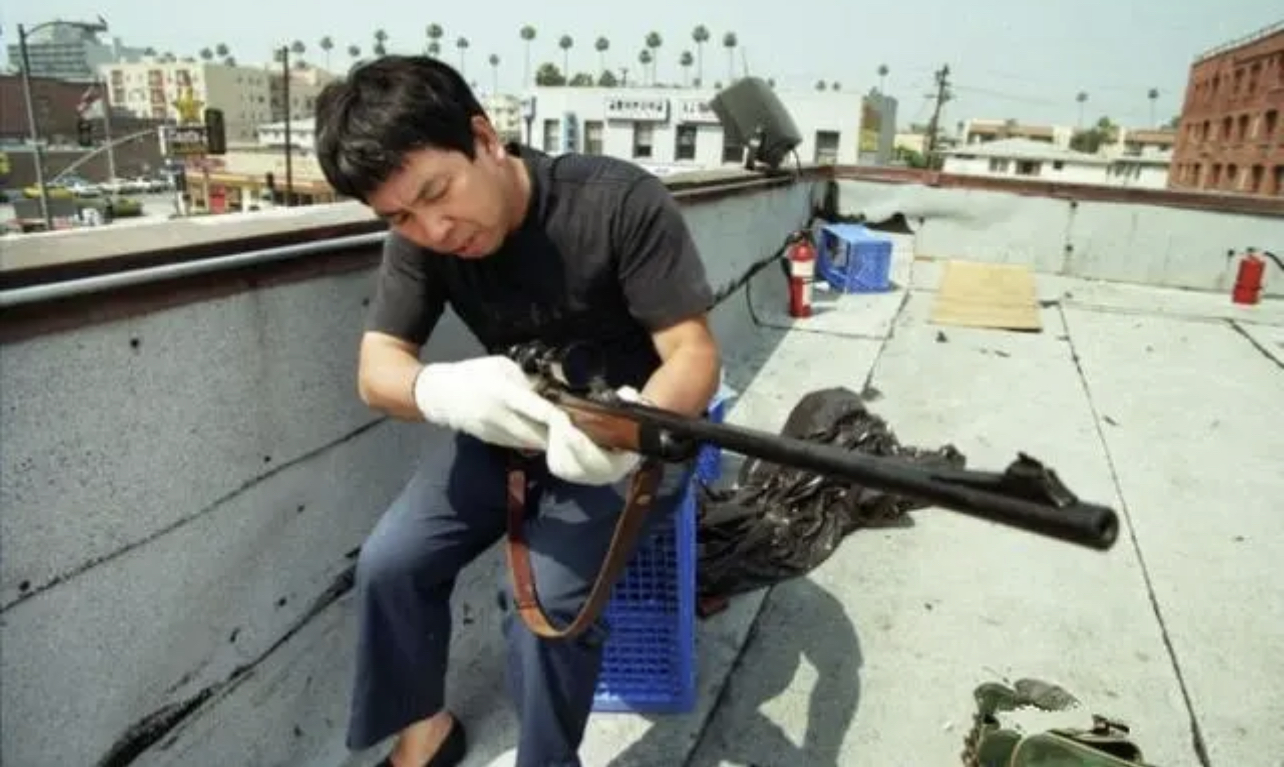 黑人不怕警察怕韩国人？一场自卫反击战让韩国人在美国获得尊重