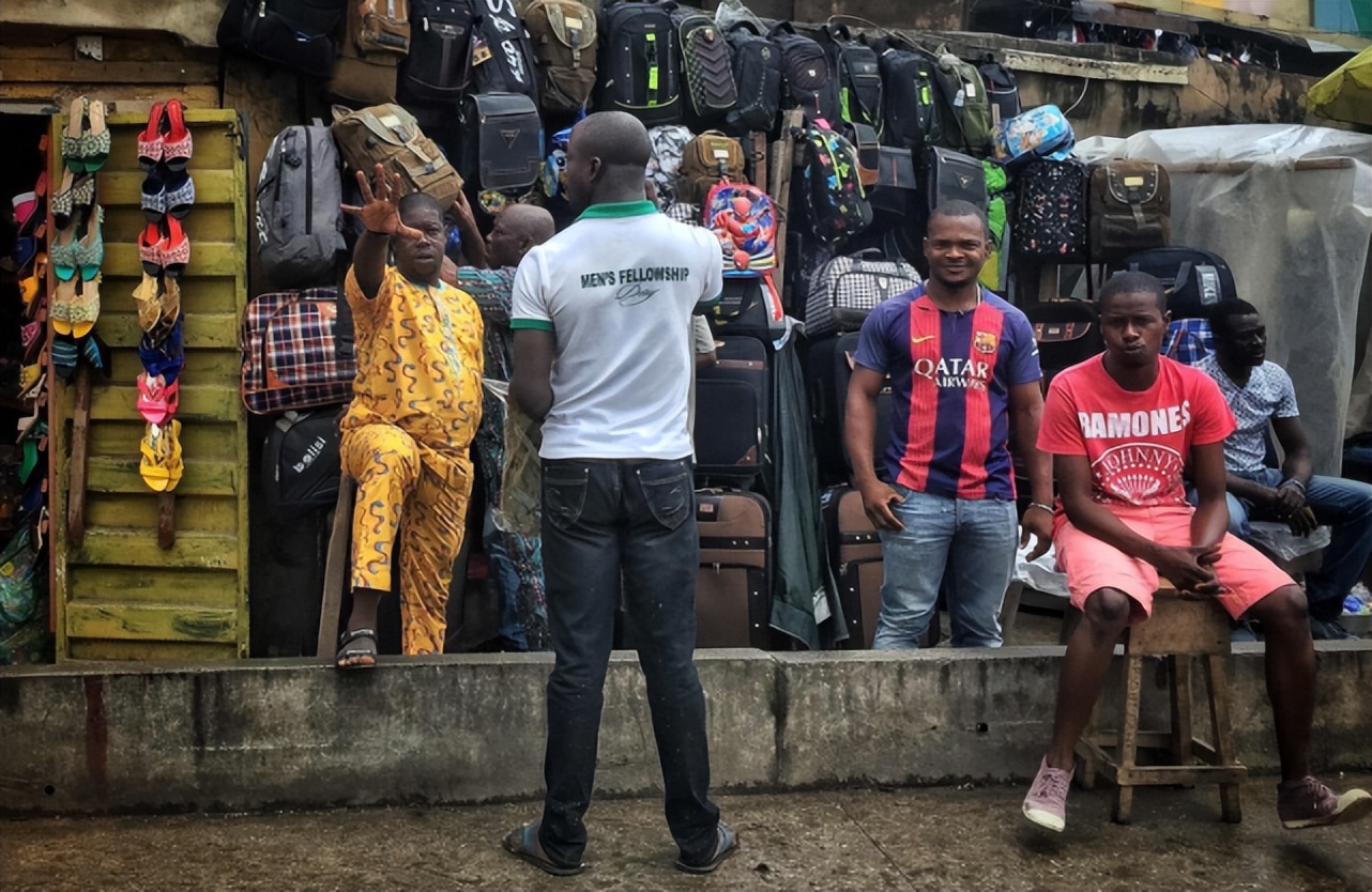 非洲日记:我在非洲买二手衣服的经历