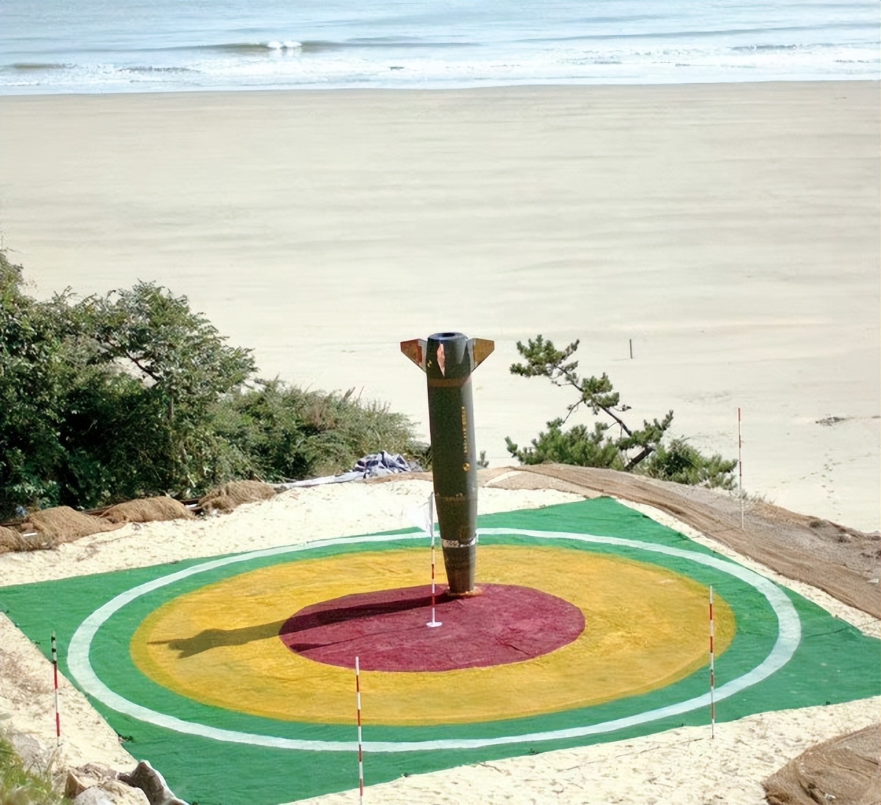 今年韩国*器武**出口增3倍，100亿美元，世界第8，目标世界第4