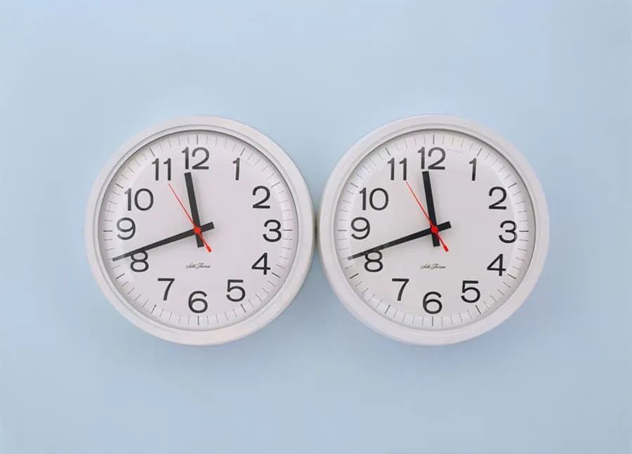 在无情的世界里有情的活着,在无情的世界里有份牵挂