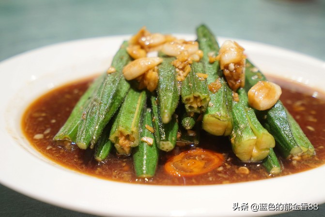 周末白相里的一张床、一群朋友、暴走于迪士尼乐园