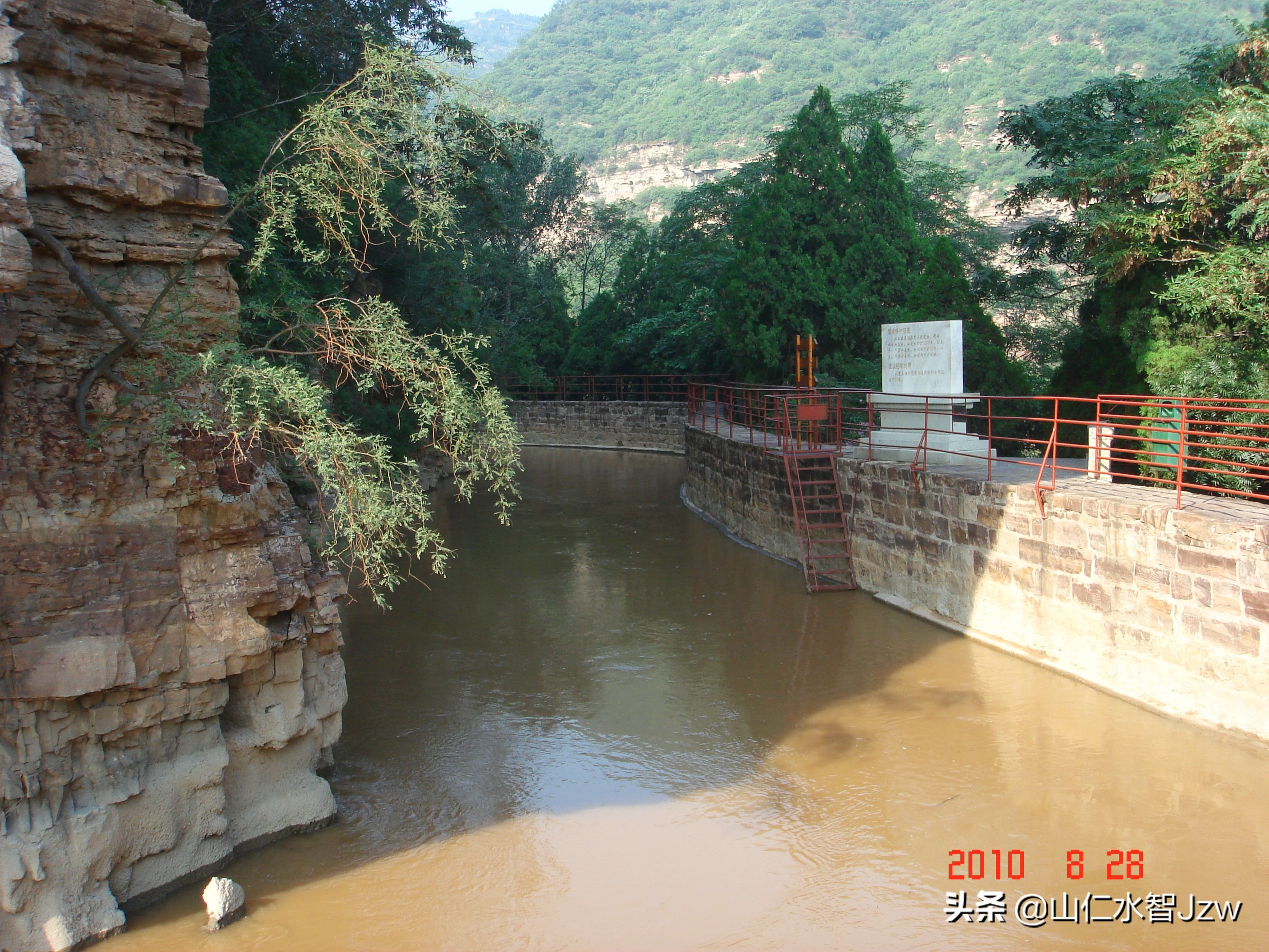 林州天河山,林州市天河村
