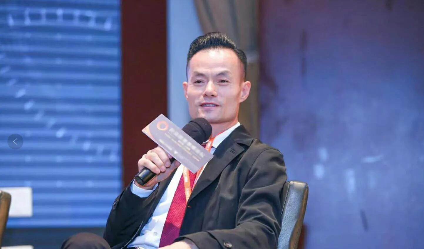 山东农民，初中学历，养过猪，却靠做期货身家10亿，凭啥？