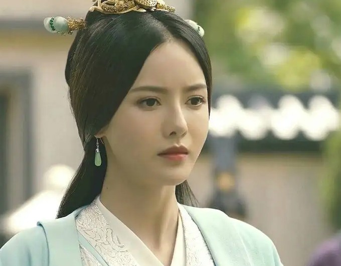 甄宓人品怎么样,甄宓凭什么被称为三国第一美女