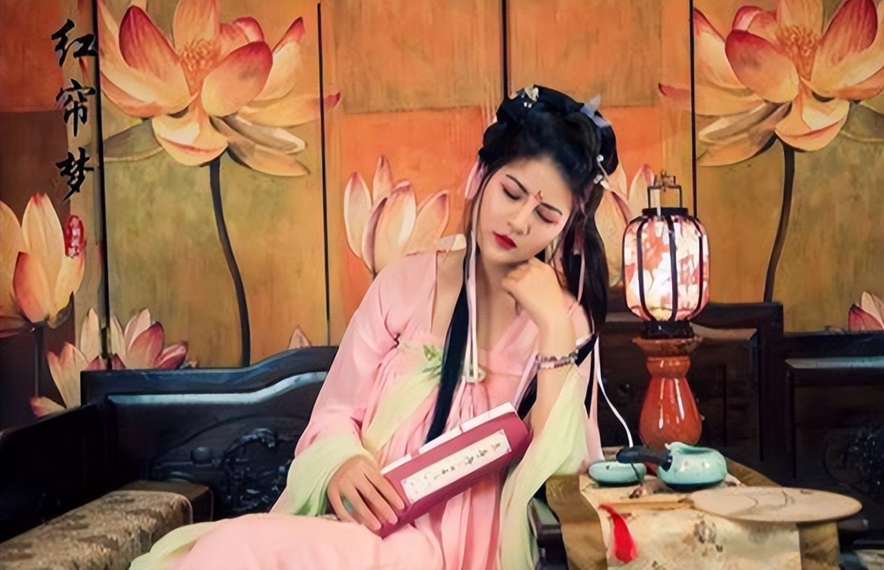 某明星嫖娼，为何不说是嫖妓？中国娼妓的发展史及嫖娼的危害性