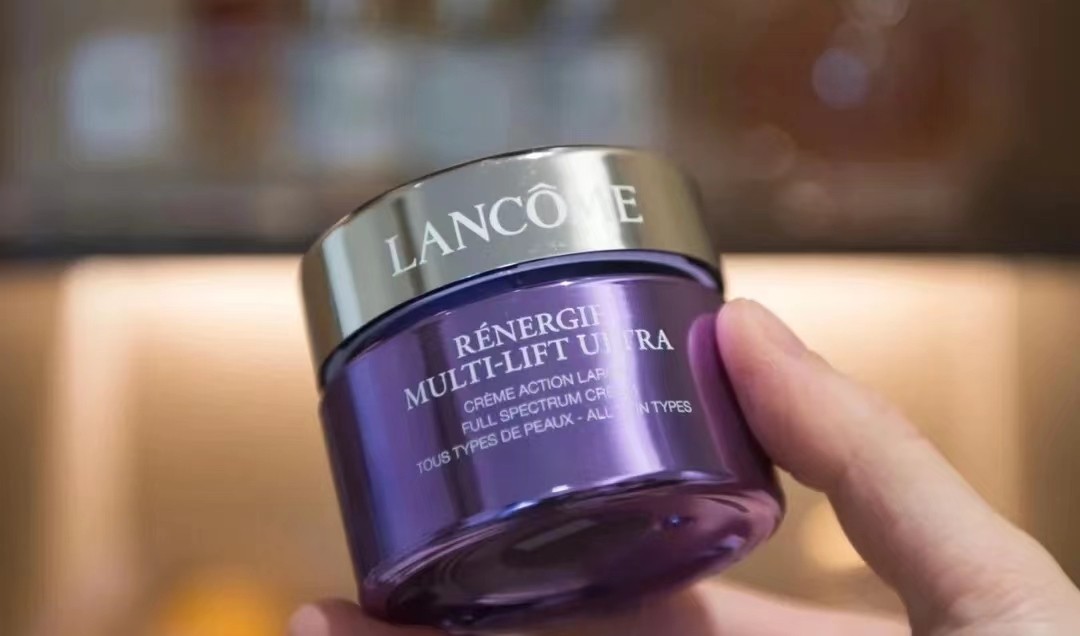 欧诗漫哪款面霜适合30岁以上用,性价比高的面霜推荐30岁干皮