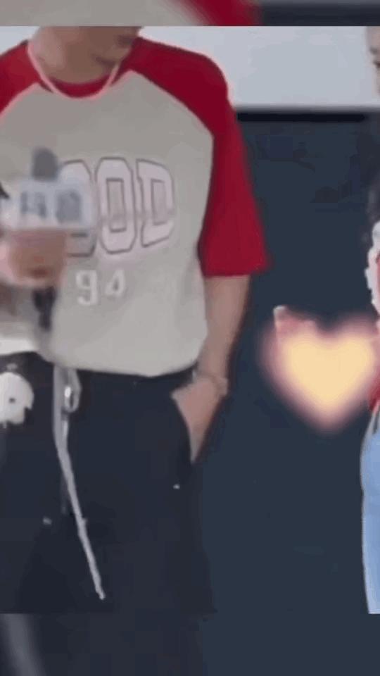 白敬亭宋轶互动好甜,白敬亭宋轶情侣见面会