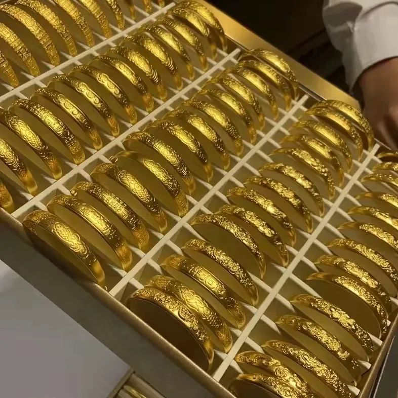 涌入水贝,深圳淘金客涌入深圳水贝