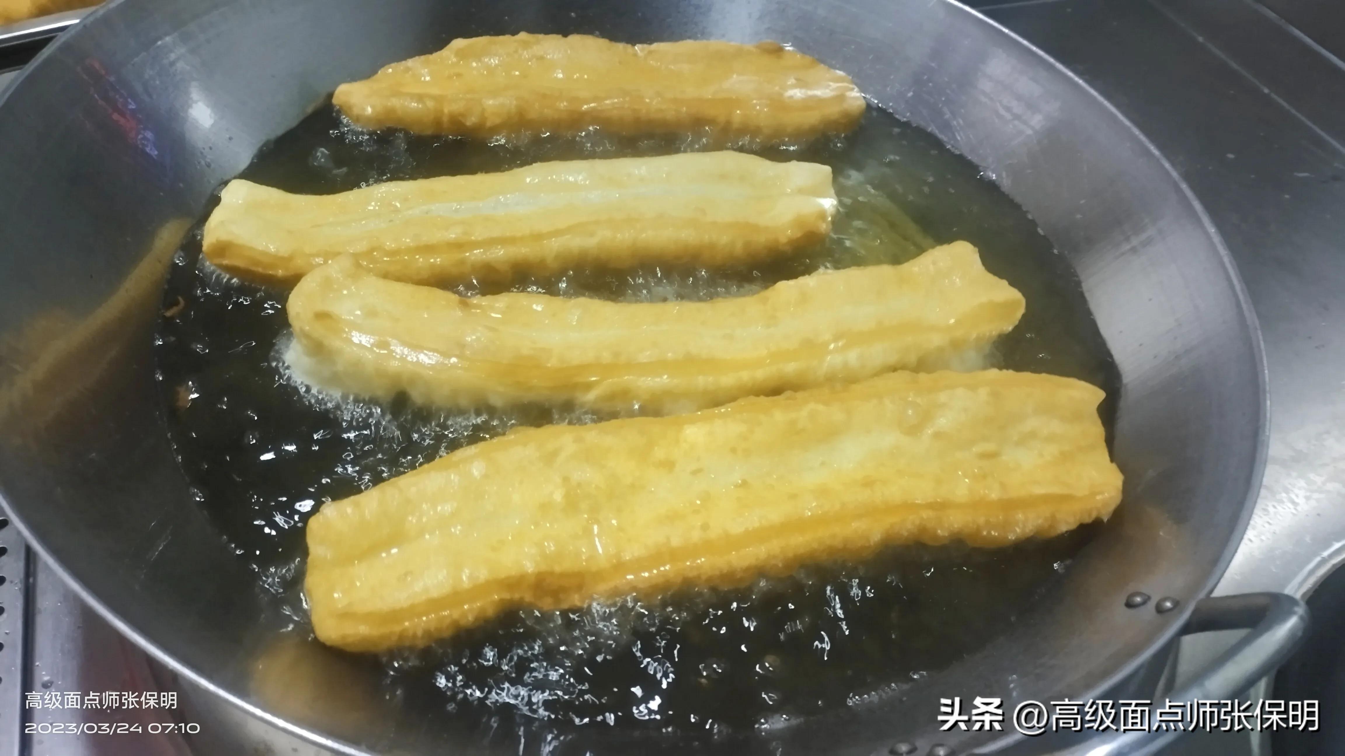 无铝金黄香酥脆大油条配方,无碱无矾香酥大油条配方