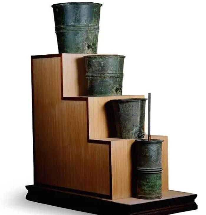 十二时辰对应二十四节气图,二十四节气十二时辰对应时间表