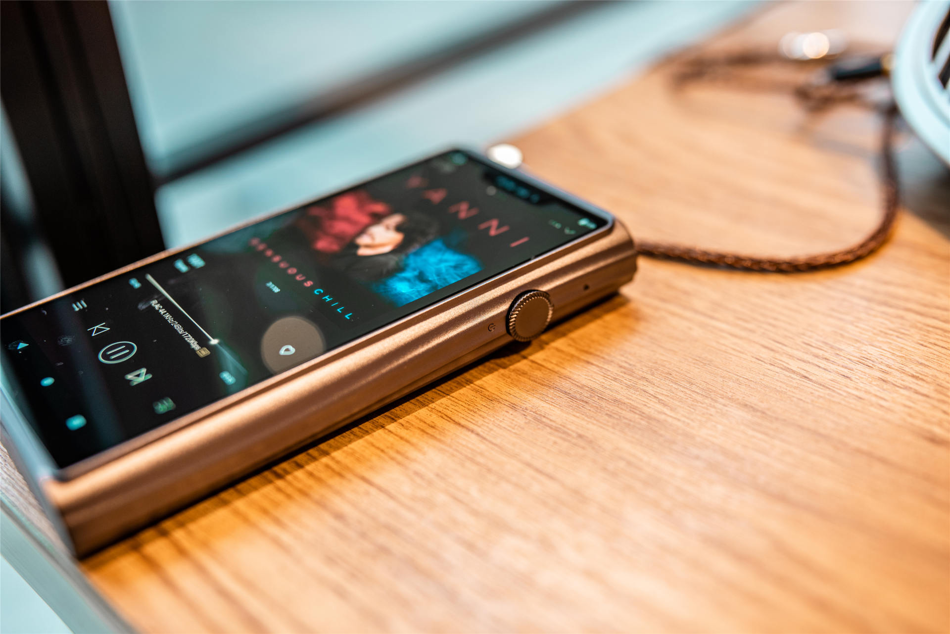 山灵m9播放器深度评测,山灵M9旗舰级便携播放器评测