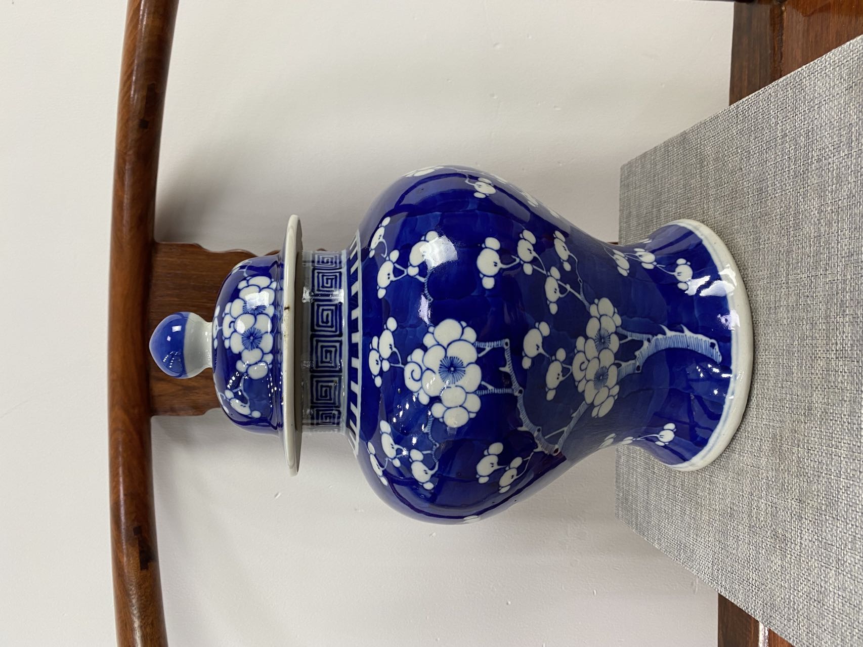 清冰梅瓷器,冰梅瓷器有没有官窑款式