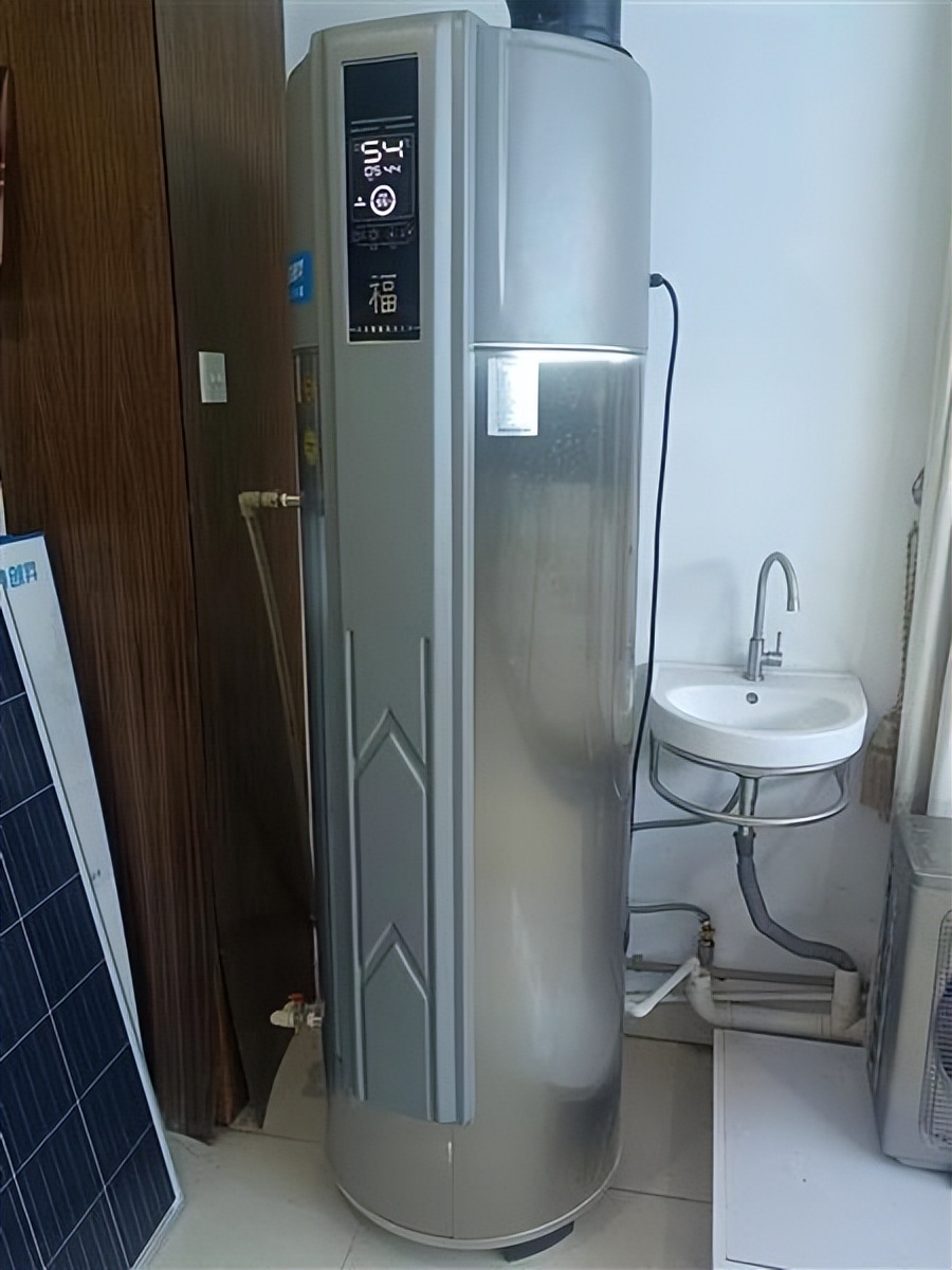 燃气热水器与空气能热水器哪个好,300升空气能热水器适合多少人