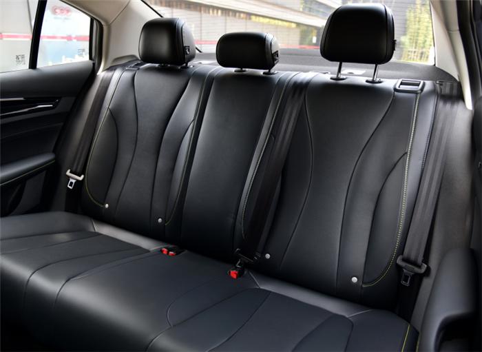 全新荣威i5怎么样这车值得购买吗,花2万六买个19款荣威i5手动值得吗