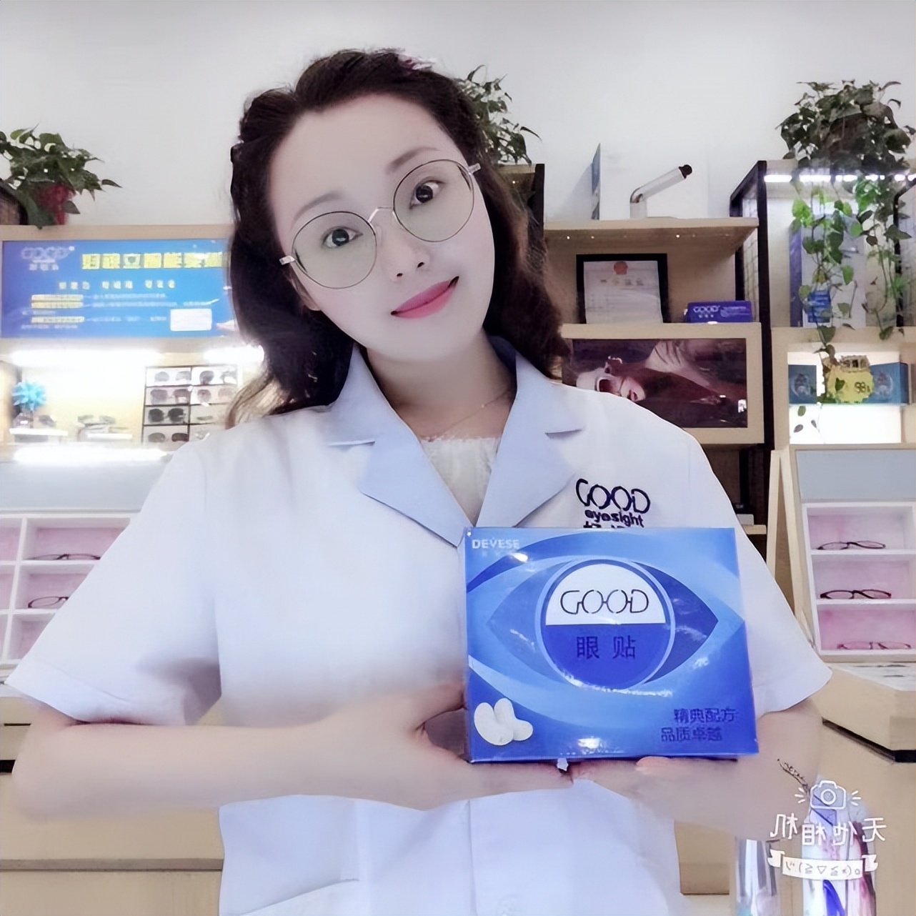 炎炎夏日贴个膜带来一丝凉意,炎炎夏日贴隔热膜清凉一夏