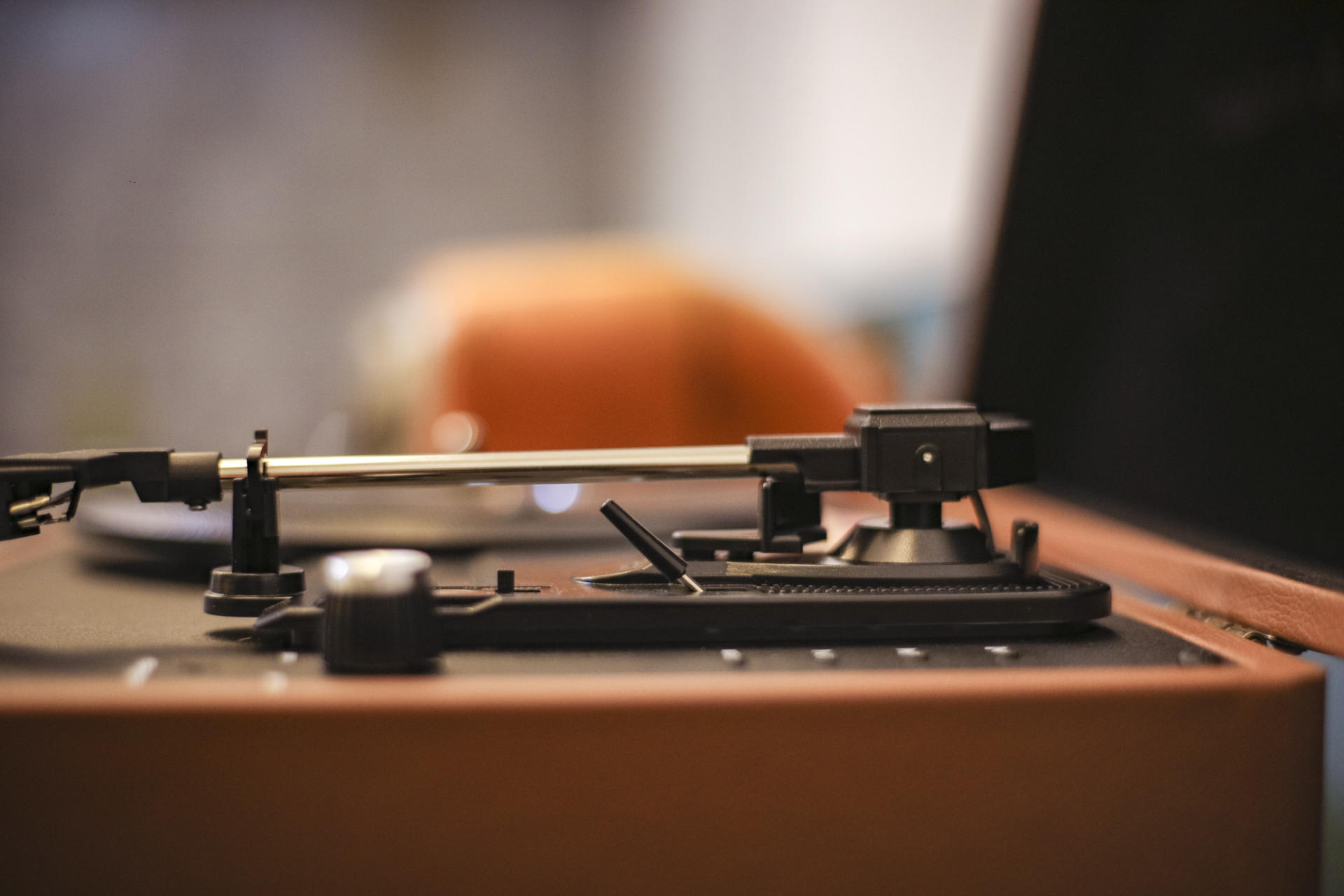 给自己的时光机：梵珐尼lp黑胶唱片机入手试听