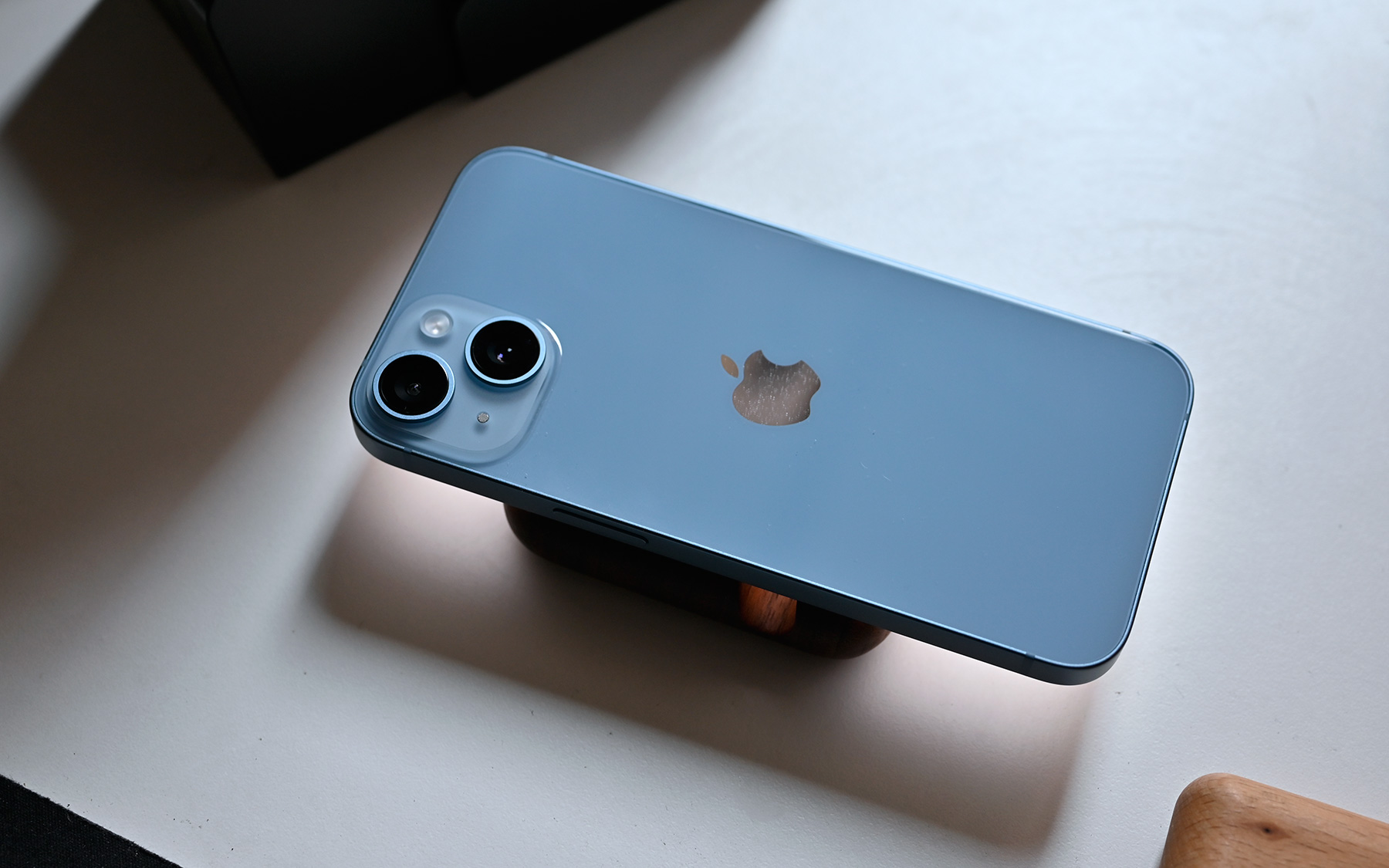 在精简型号这方面，华为荣耀比蓝绿厂果断，谁的策略更高明？