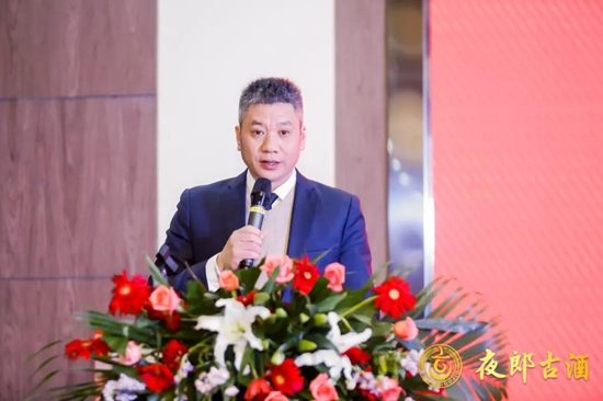 夜郎古酒大金奖对标哪些酒,晚熟的酱香