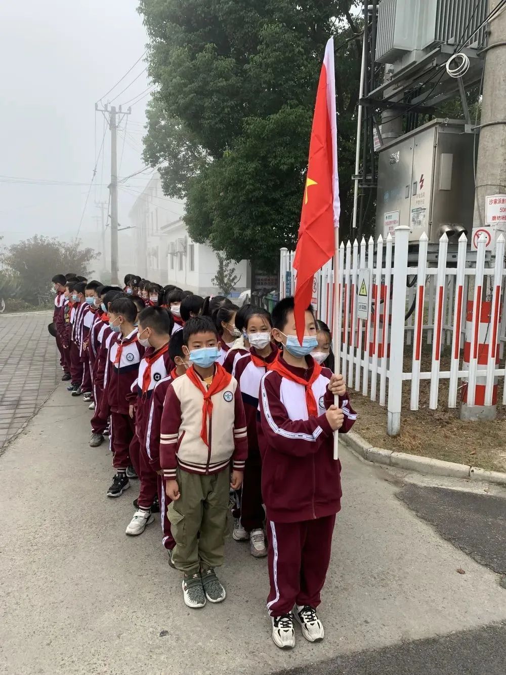 你好,石板老街!——唐市中心小学四2中队寻访唐市石板街