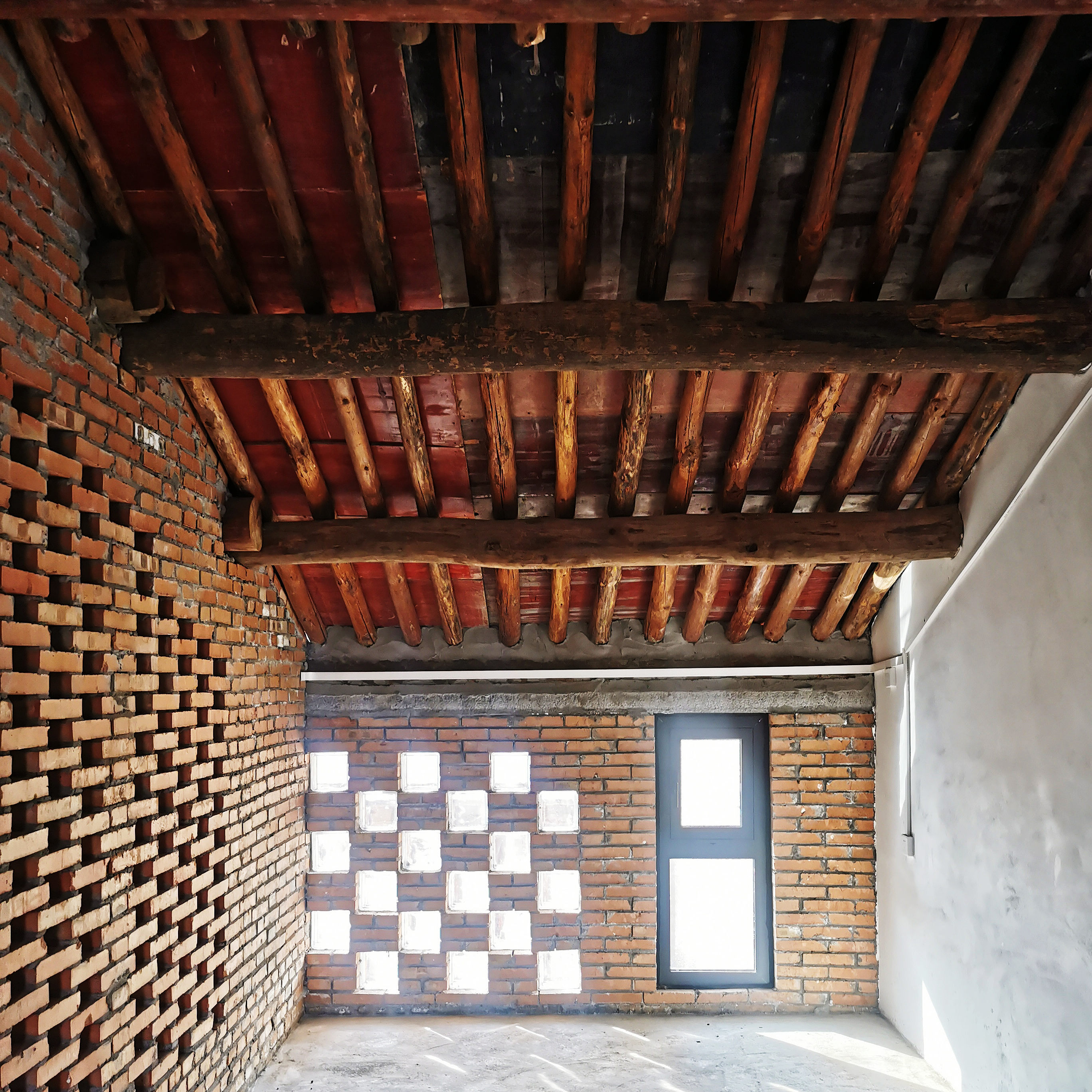 陕西一高校老师,西安一高校老师带学生创业