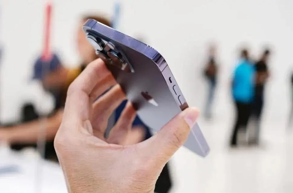 iphone14pro情人节要涨价吗,iphone14pro或全系降价